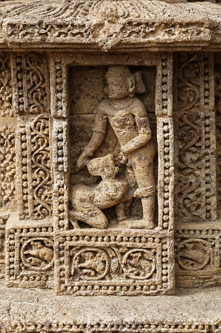 Konarak-Temple du soleil-059